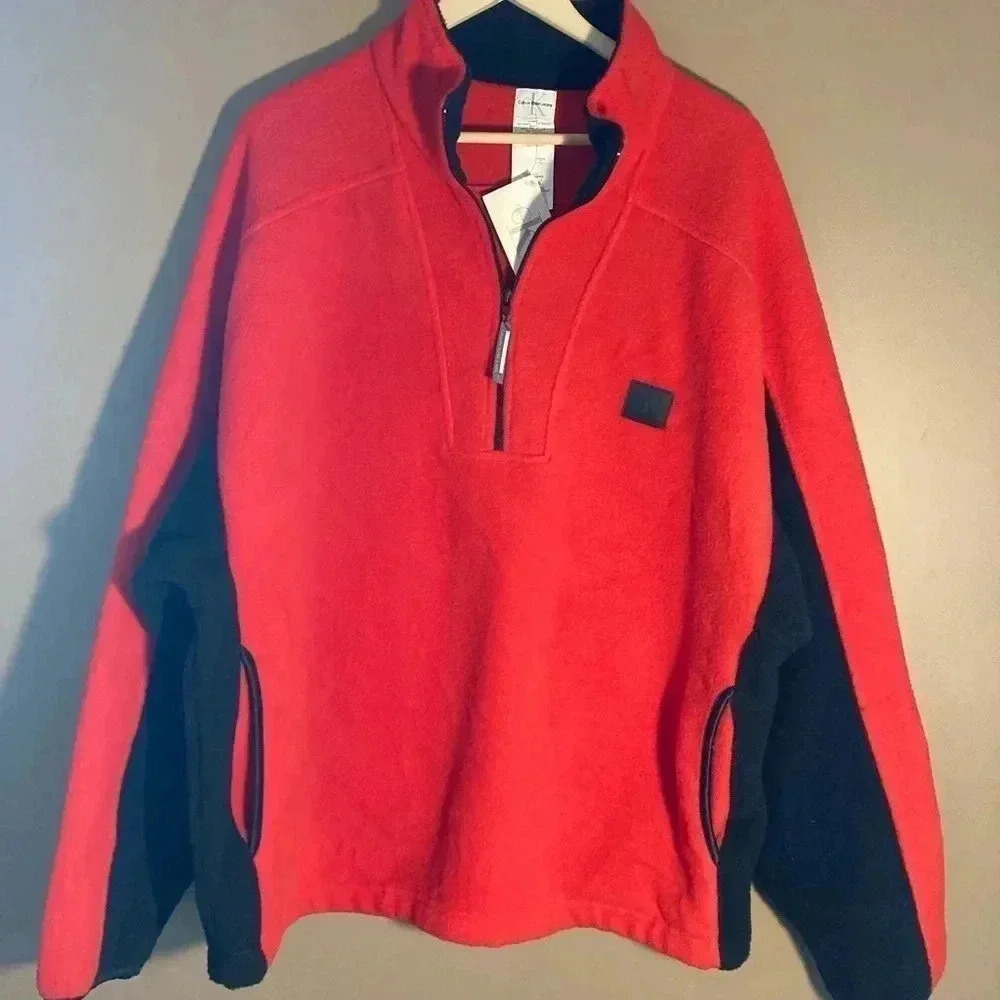 NWOT Calvin Klein Jeans red black half zip fleece